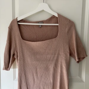 T-shirt  - I fint skick använd nån gång