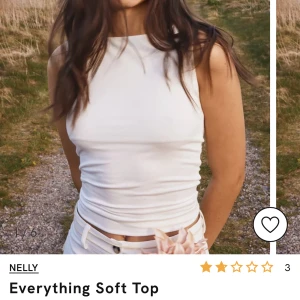 nelly tröja - säljer denna tröjan från nelly i xs med prislappen kvar