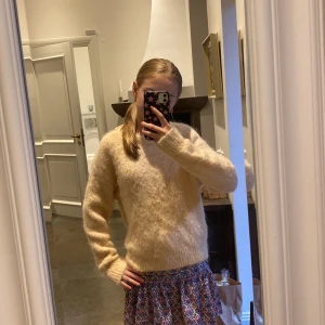 WEAR tröja  - Fin tröja.aldrig andvänd.TRYCK EJ PÅ KÖP NU 