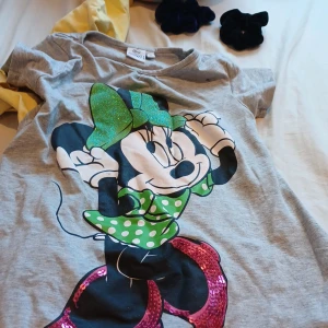 Kläning med mimmie på - Kläning