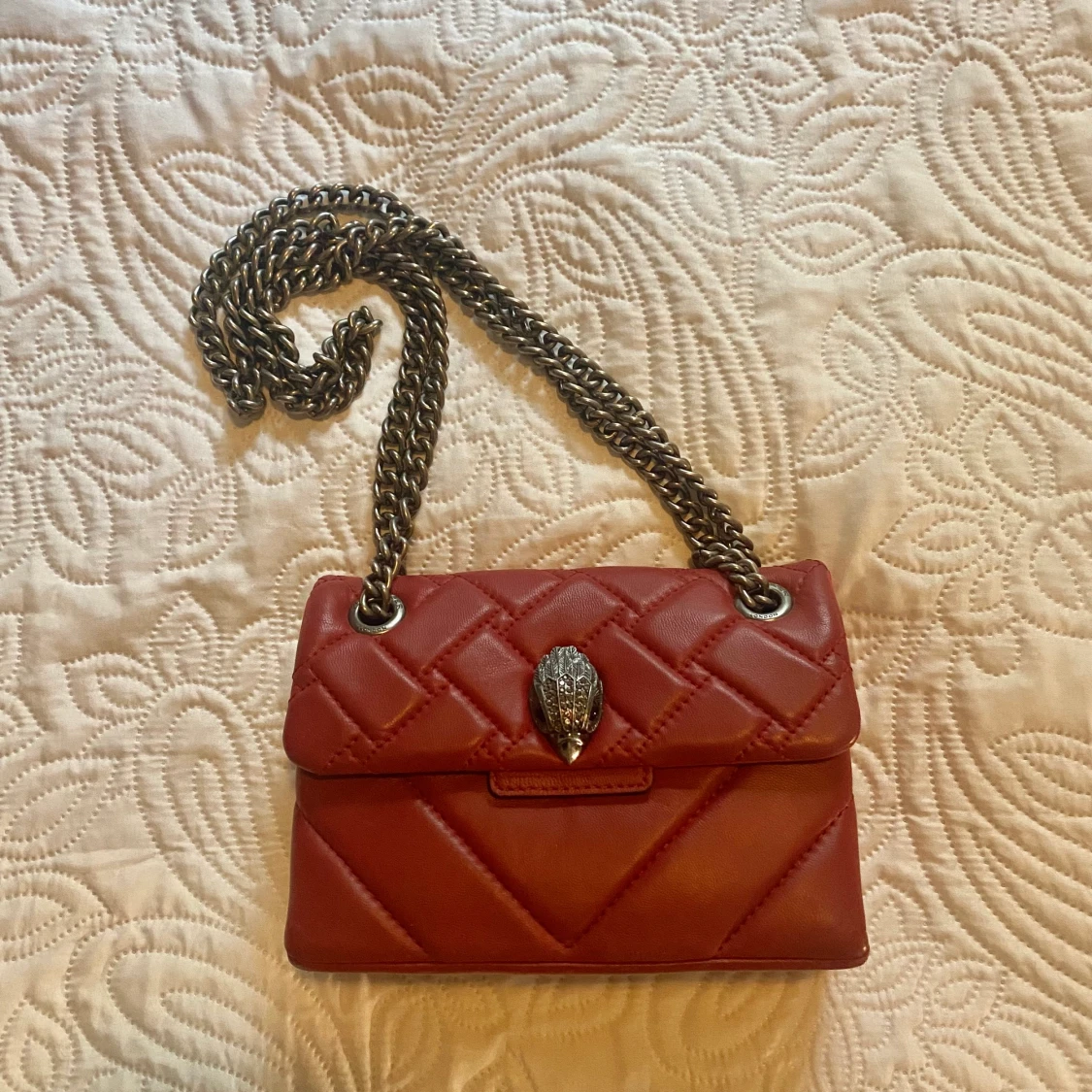 Röd Kurt Geiger väska