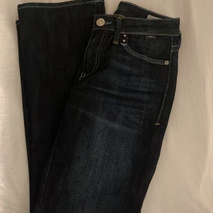 Mavi Jeans - Säljer dessa supersnygga mavi jeans från zalando, dem är helt slutsålda.