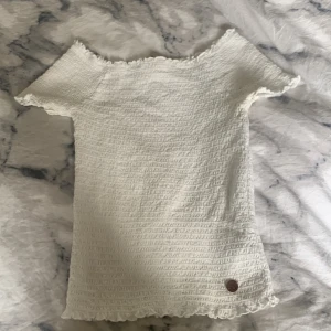 Tröja - Jätte fin,perfekt nu till sommaren❤️