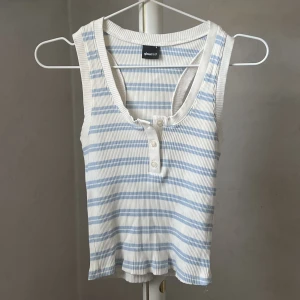 Linne från Gina - Fint linne från ginatricot i storlek S. Använd ett fåtal gånger.🤍💙