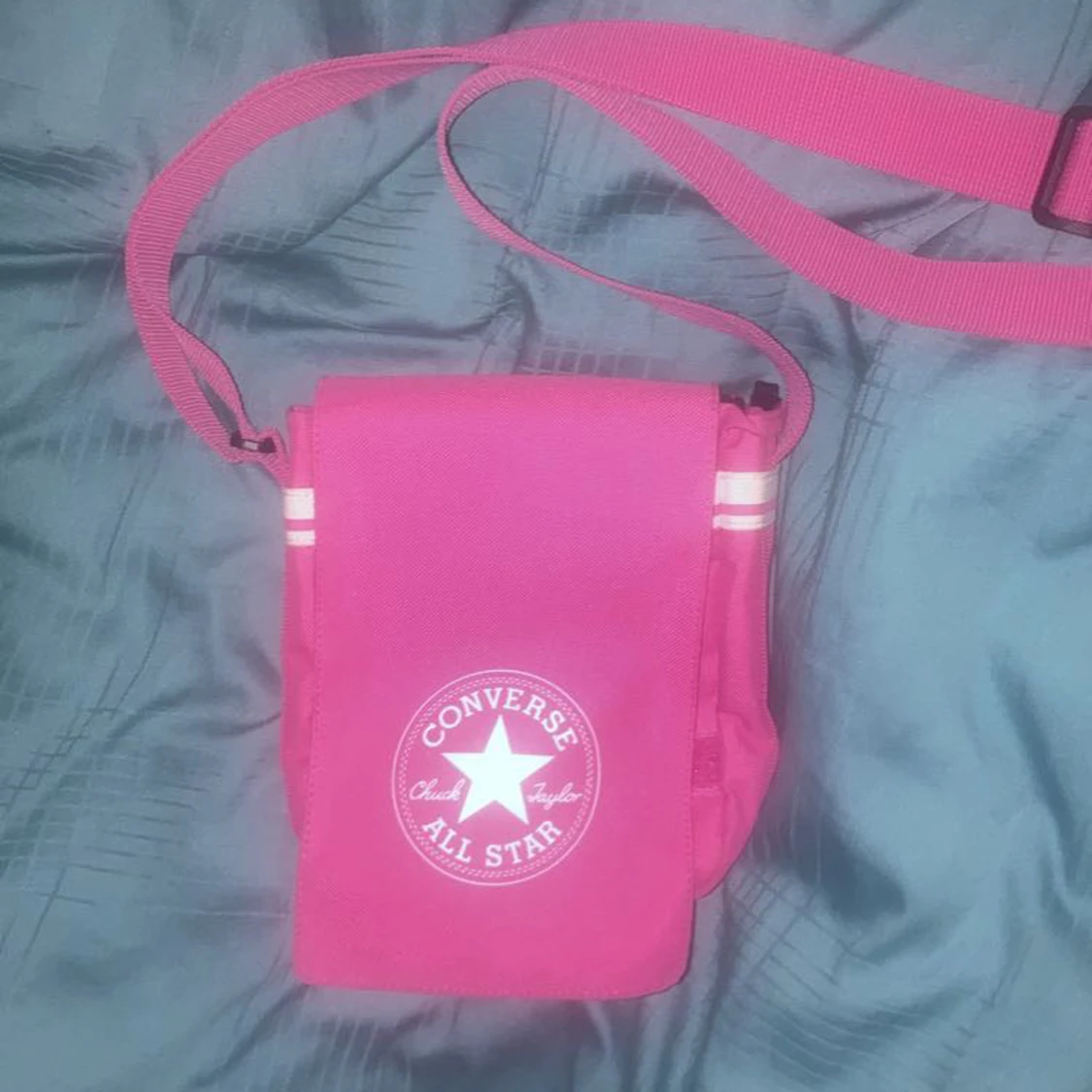 Rosa converse väska  - 90