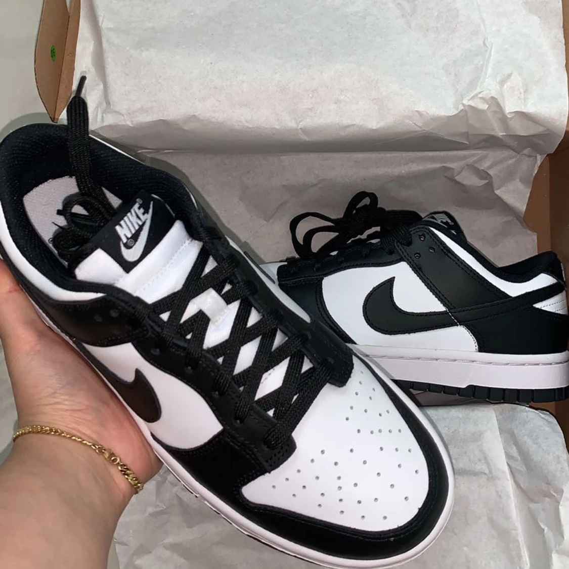 Nike Panda Dunks, Low - 90