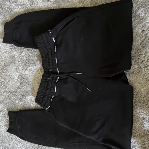 Loungeunderwear - Slutsålda mjukisbyxor från lounge i storlek S funkar även på en XS