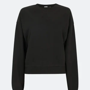 sweater - säljer denna college tröja då den inte används. köpt för 299. har typ aldrig använt då jag inte tycker att jag passar i den