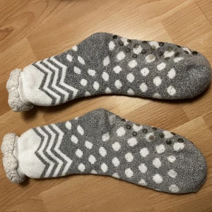 Mysiga fluffiga sockor  - Jättemysiga och bra skick