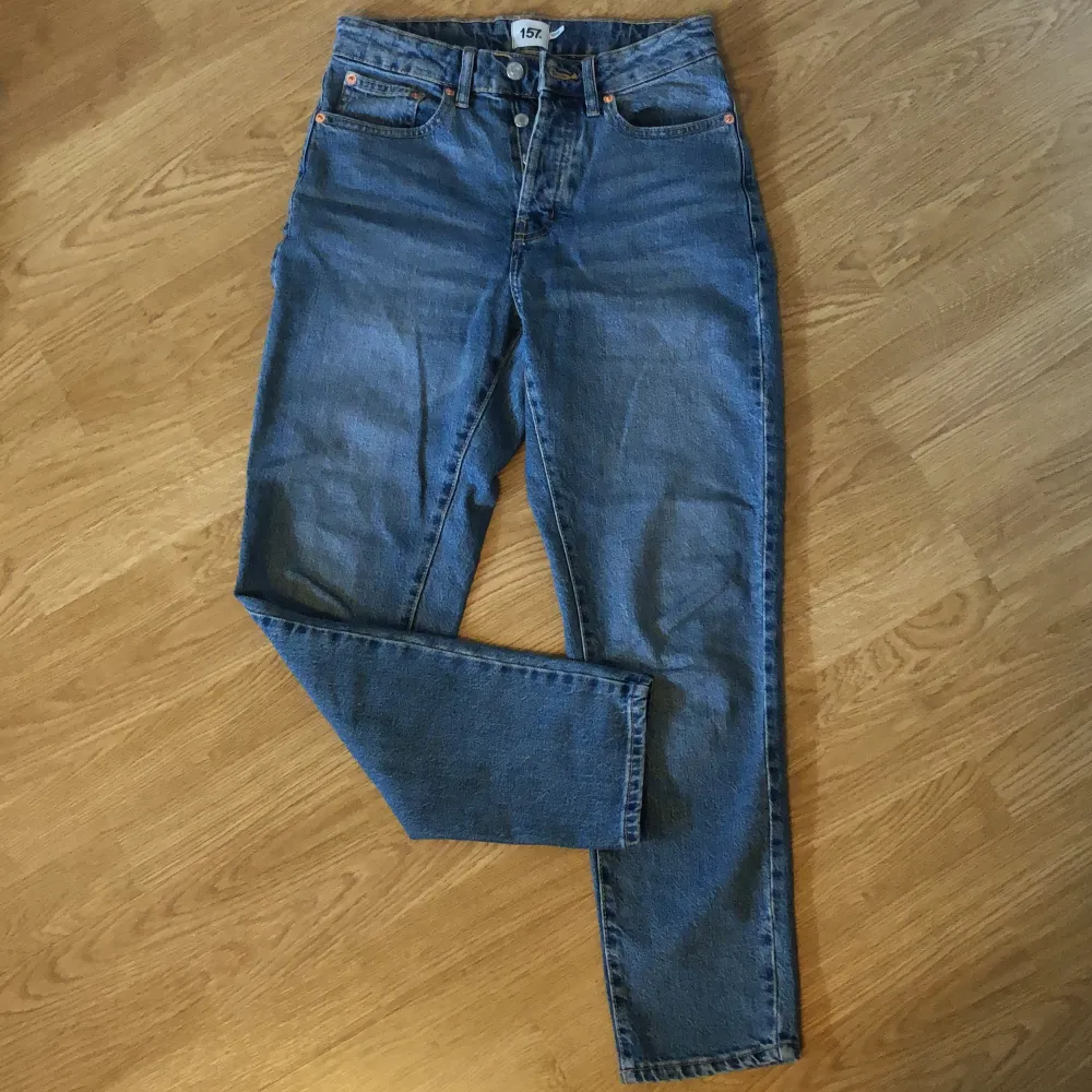 Jeans från Lager 157 i nytt skick! . Jeans & Byxor.