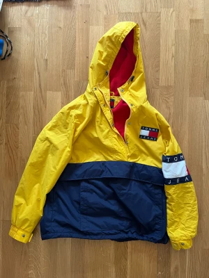 Tommy hilfiger jacka - Utsåld Tommy Hilfiger jacka 