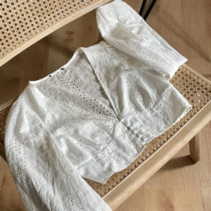 Vit blus  - Superfin vit blus 