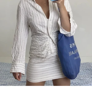 Linneset - Säljer världens finaste linneset från Zara då det inte riktigt passade mig. Ny pris 799kr <333