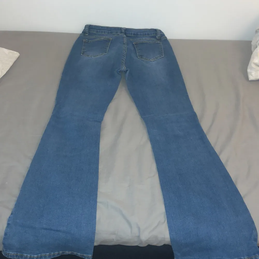 Jeans från Shein, jättesnygga 💕. Jeans & Byxor.