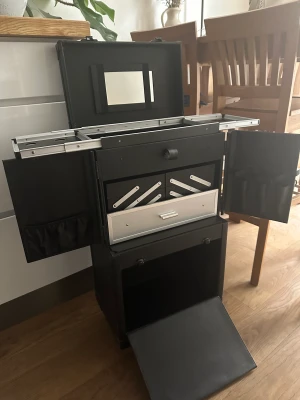 Professional makeup suitcase - In really good condition