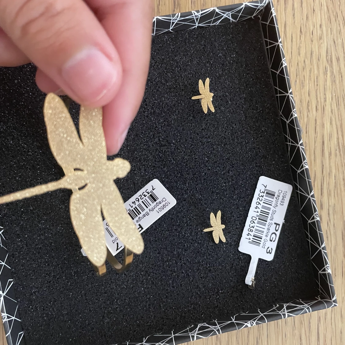 Set med örhängen och armband HELT NY