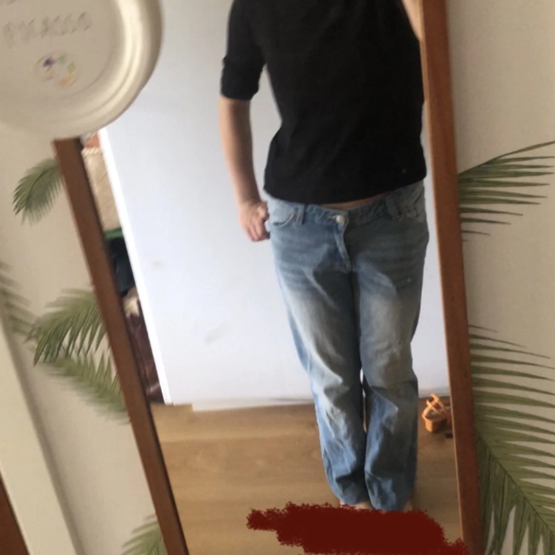 Lågmidjade lightwash jeans