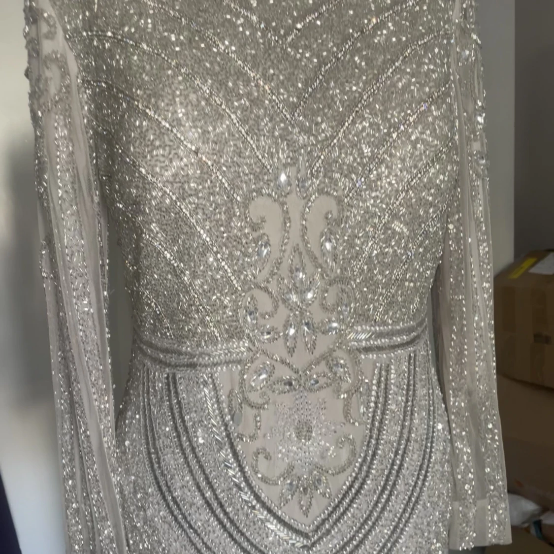 Grå festklänning  - 91