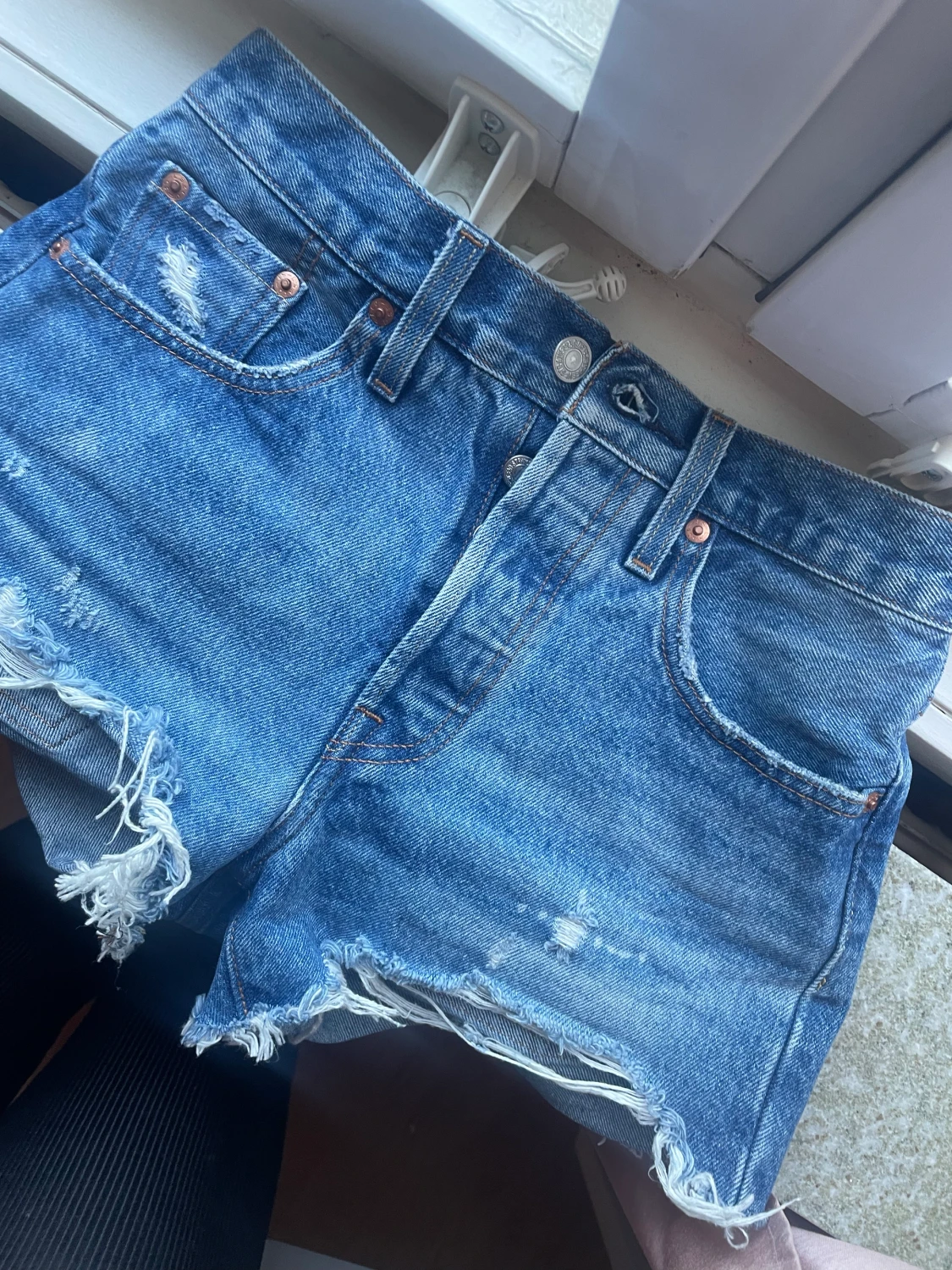 Levi’s shorts - 90