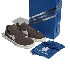 Bape 30th anniversary brown x campus 80s - Storlek 42, herr. Aldrig använda. Säljer då de bara sitter och samlar damm. Kvitto finns!