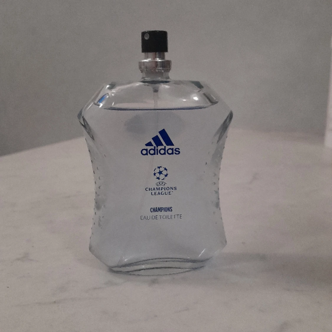 God parfym köpte för ksk en månad sen har inte använt  - 91