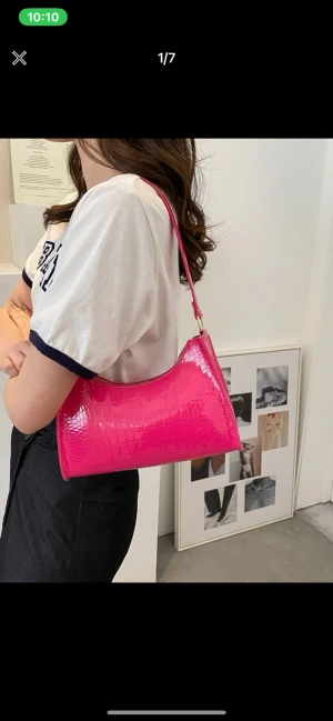 Rosa väska - Super fin väska som aldrig är använd