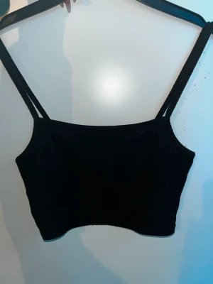 Tunt Linne - Jätte fint kunna som tyvärr har blivit oanvänt och bara legat i garderoben.