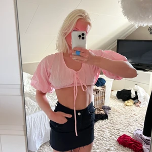 Rosa topp  - Rosa topp men öppen rygg