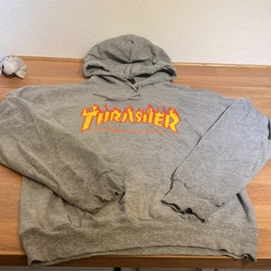 Trasher Hoodie - Gillar inte den längre, säljer billigt