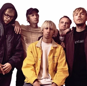 Tjuvjakt Mosebacketerassen 10/9‼️‼️‼️ - Säljer min biljett till tjuvjakt som spelar på Mosebacketerassen imorgon lördag 10/9 klockan 19.30. 