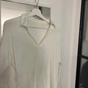 Tröja  - Fin tröja i superskönt material 