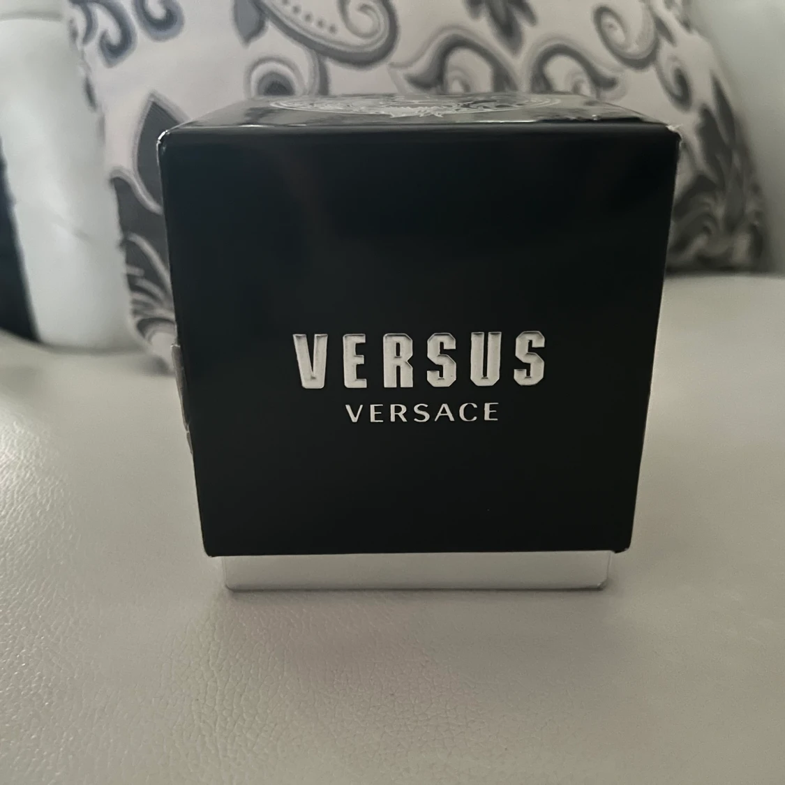 Versus Versace klocka  - 90