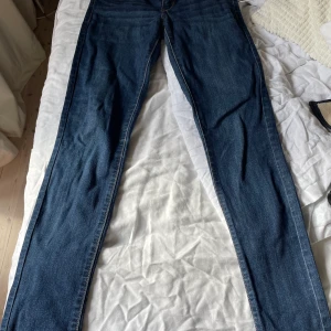 Levis jeans dam - Levi’s jeans dam. Stlk W26/L32 