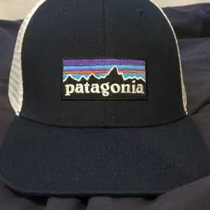 Säljer min patagonia keps eller byta - En Patagonia keps som jag inte vill ha längre den är stor i storleken. 