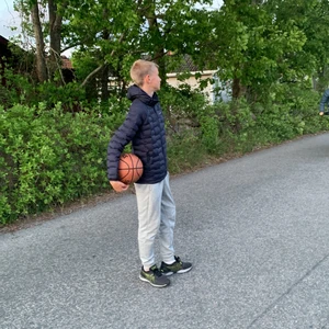 Fin Hugo Boss modell #3 - Väldigt fin, sparsamt använd