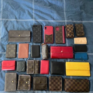 Fåtal KVAR Diverse äkta Louis Vuitton accessoarer  - Kom privat för pris, fler bilder och flaws. Skickas med spårbar frakt.