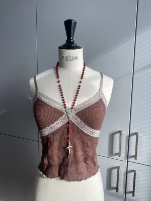 Spets linne - Spetslinne från Urban Outfitters