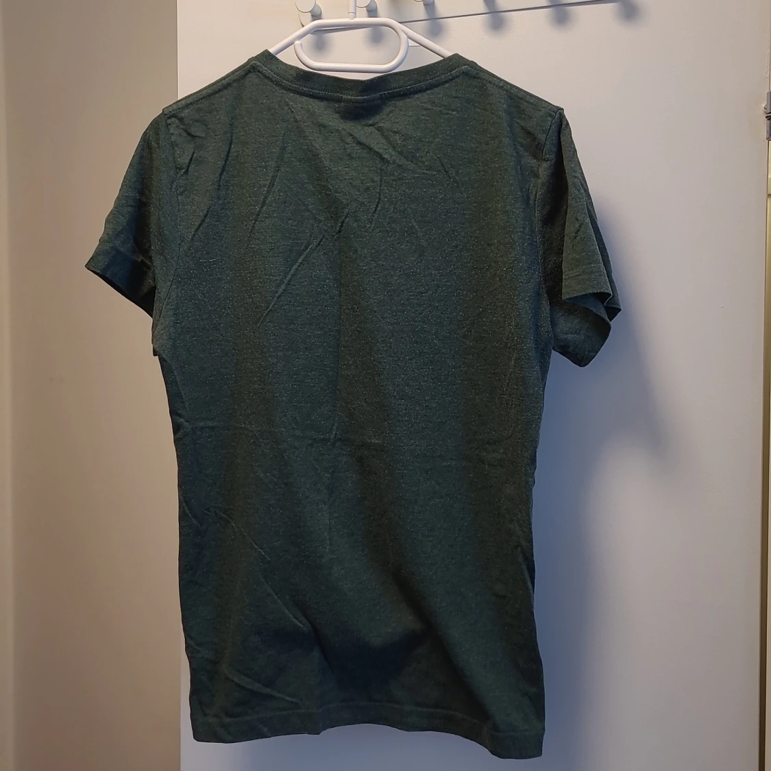 Green t-shirt  - 90
