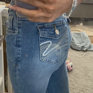 jeans - jeans från shein knappt använda för mer bilder skriv💕 pris kan diskuteras!!