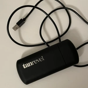 Tanrevel - Säljer min tanrevel. Den är sparsamt använd! Tillhörande laddare ingår.