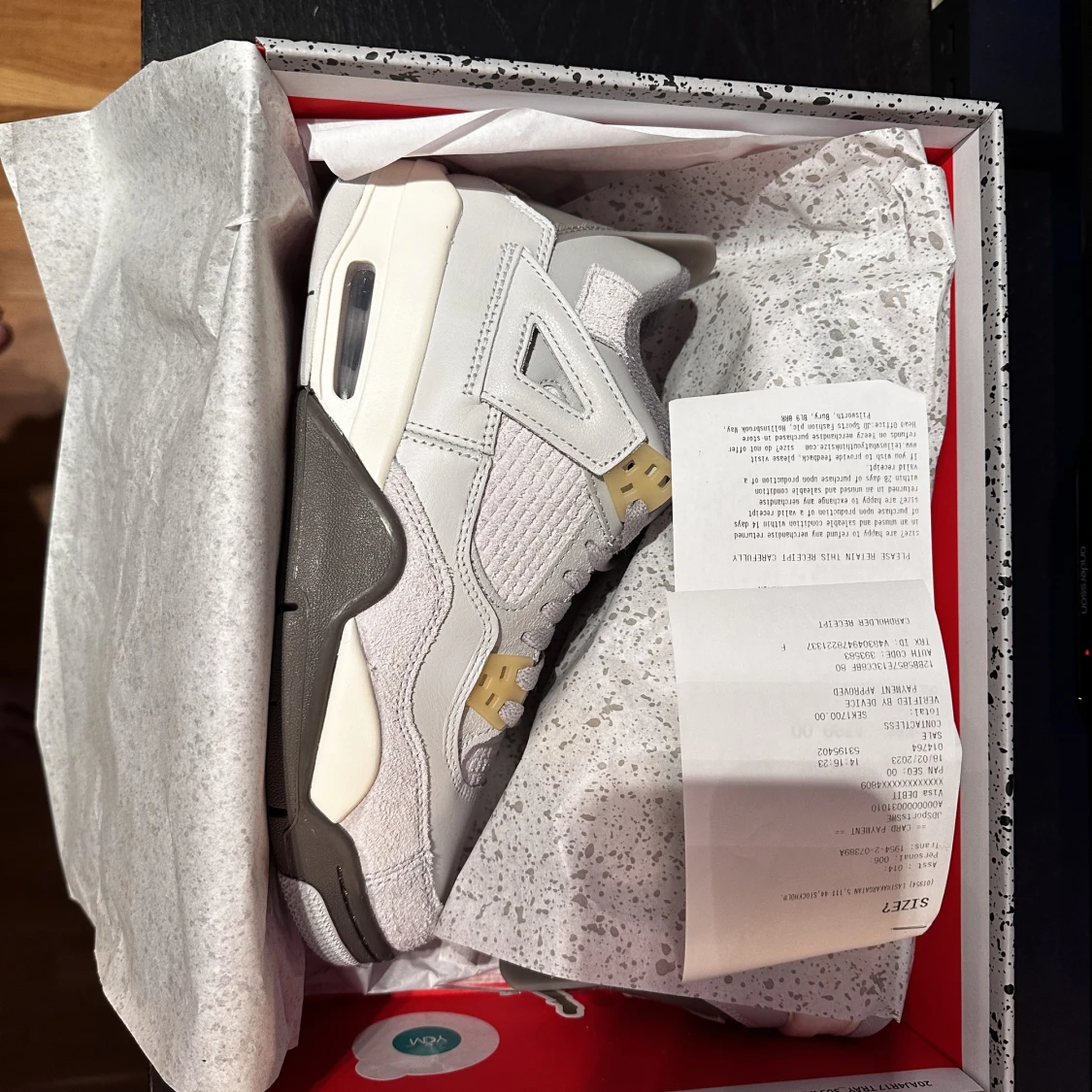 HELT NYA! Air Jordan 4 SE Craft Photon Dust - 90