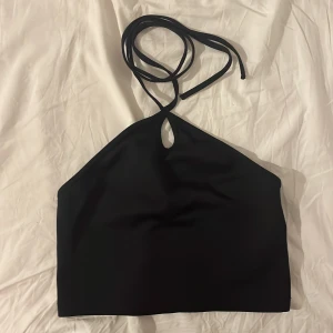 Sommartopp  - En gullig sommartopp från Zara i storlek S. I nyskick💓