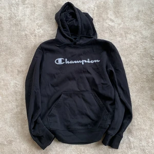 Svart hoodie - Champion hoodie