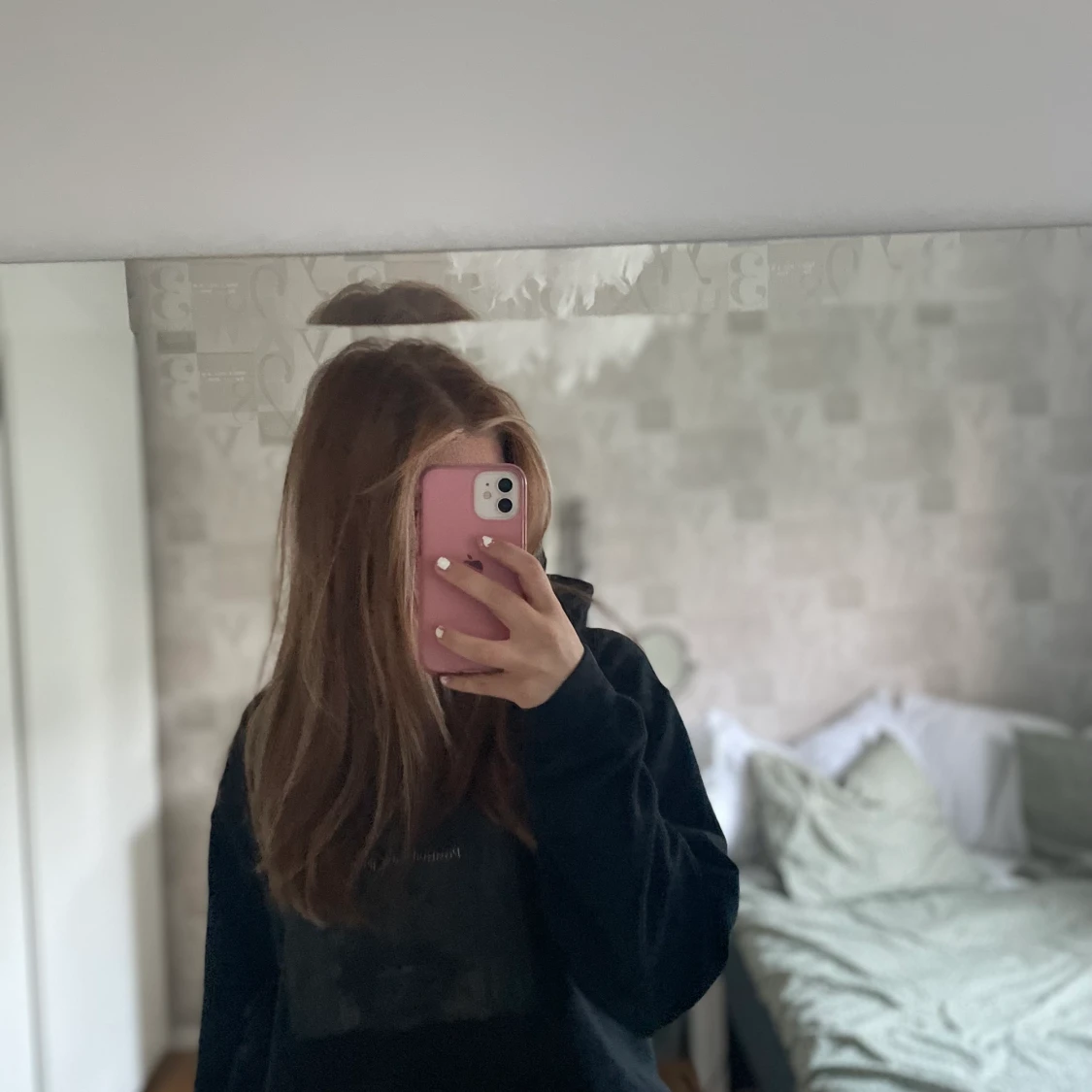 Fin hoddie från Emplece! - 90