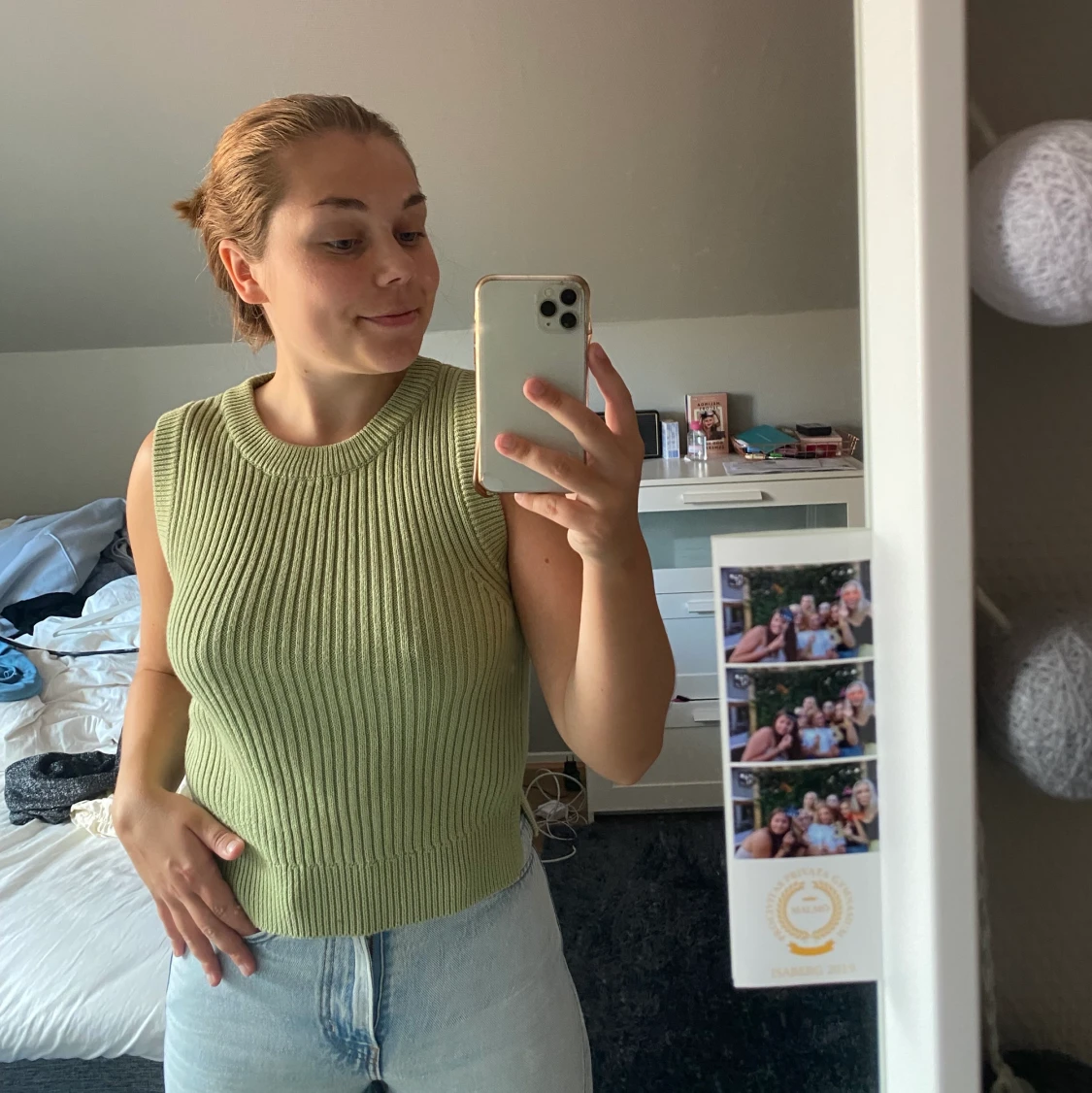 Stickat linne monki i storlek xs