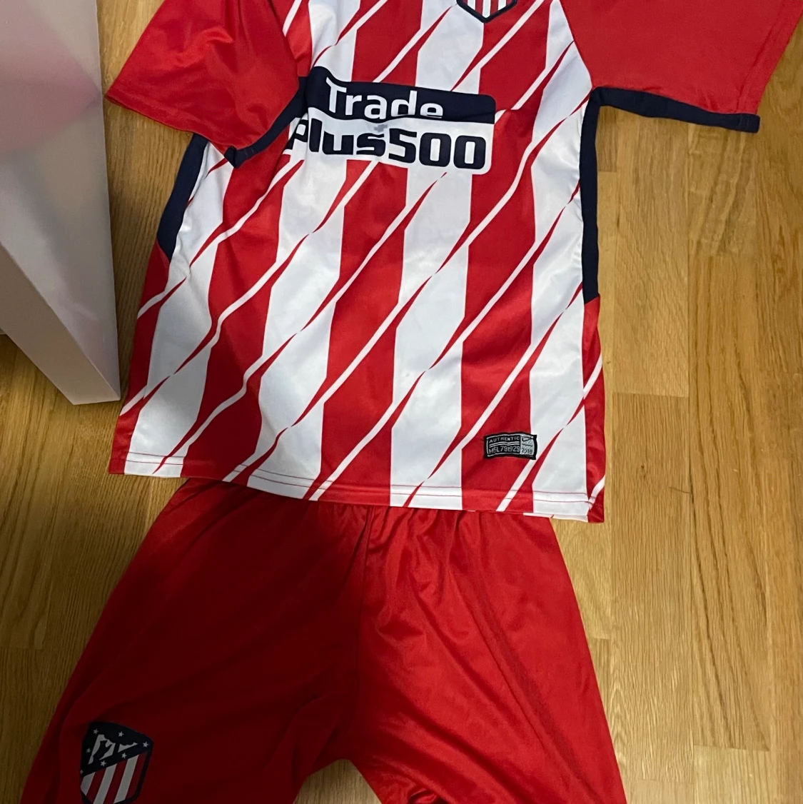 Barcelona och Atletico Madrid dress - 90