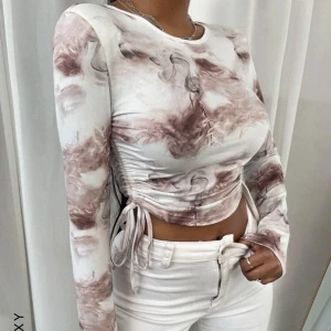 Snygg tröja  - Snygg tröja storlek xs och endast använd engång 