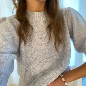 Superfin ljusblå stickad - Suuperskön stickad tröja ifrån NA-KD, jättebra skick! 