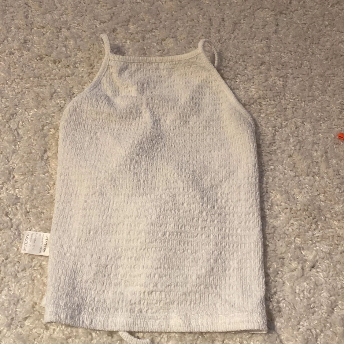 Vitt linne med smörad rygg  - 90