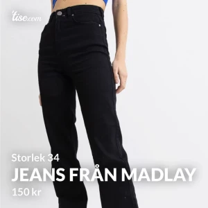 Jeans från Madlady  - Ett par jeans från Madlady. Storlek 34. Säljer då de inte används längre. 80kr🤍